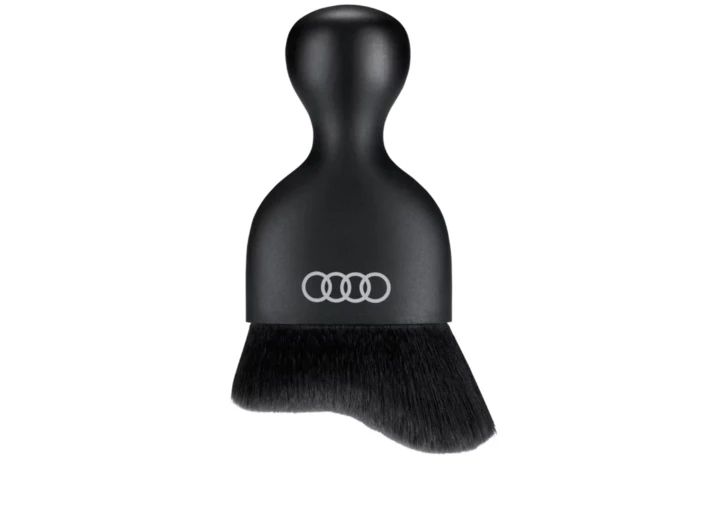 Audi štetec na čištění interiéru