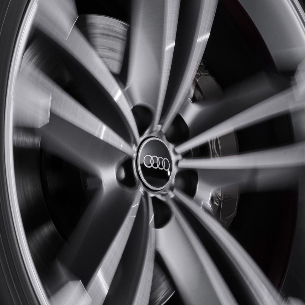 Dynamické středové krytky kol Audi
