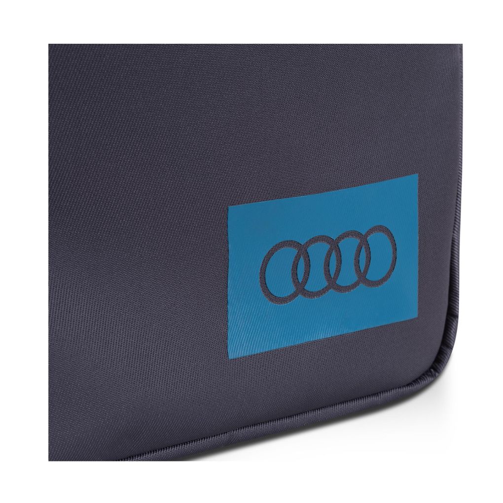 Všestranná taška Audi