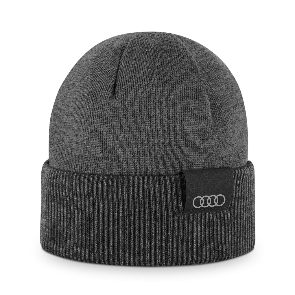 Čepice Audi