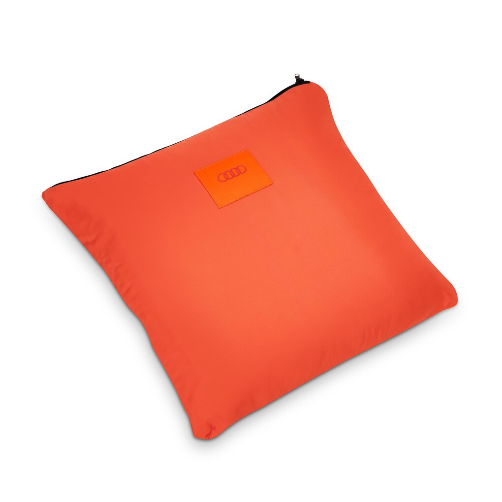 Outdoorová deka Audi