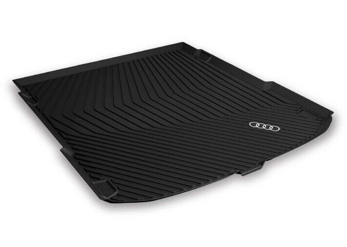 Plastová vložka do zavazadlového prostoru, A6 Limuzína