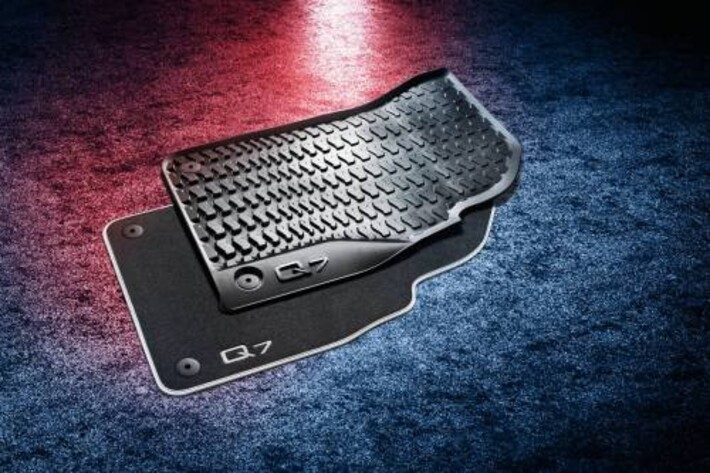 Gumové koberce, přední, pro Q7