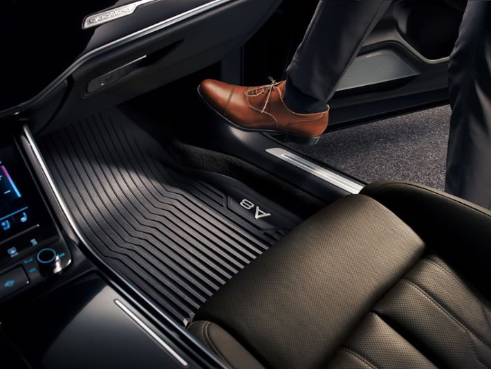 Gumové koberce přední, A8/A8L