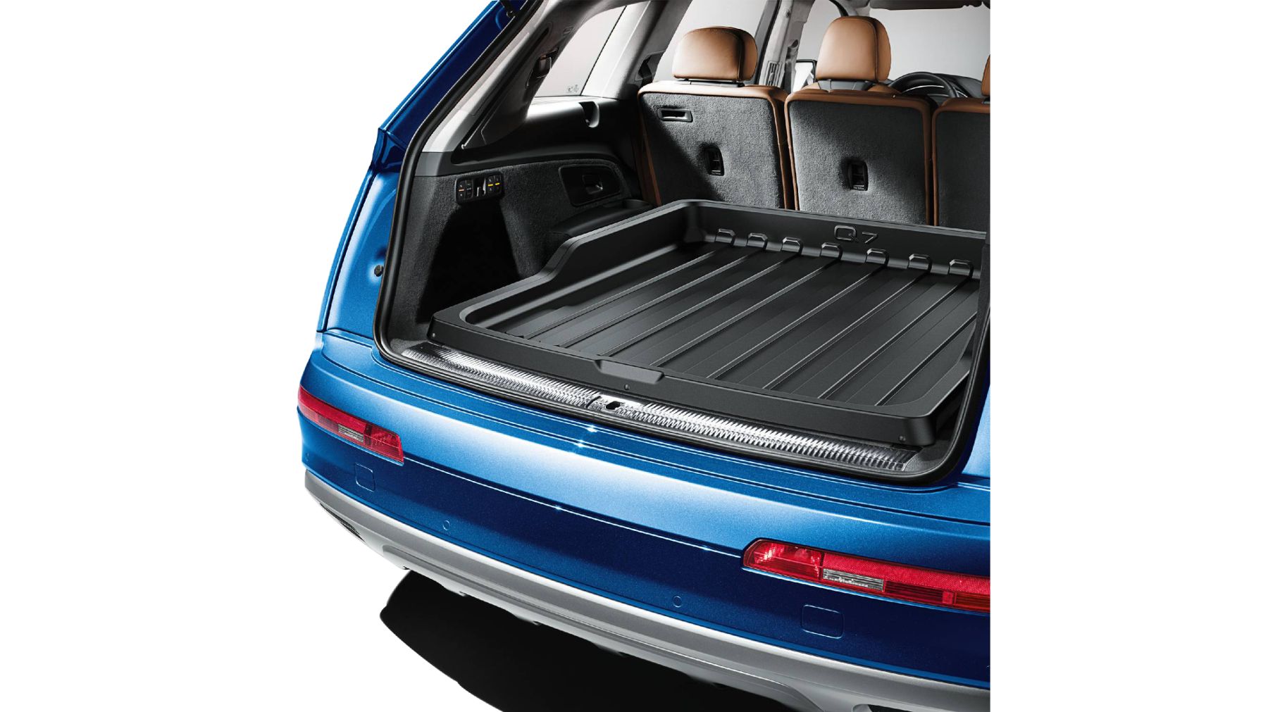 Plastová vana do zavazadlového prostoru pro Q8